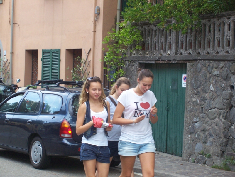  Image name: Estate108.jpg 
 width: 801 pixel 
 height: 602 pixel 
 Size: 407052 bytes 
 Click to enlarge 